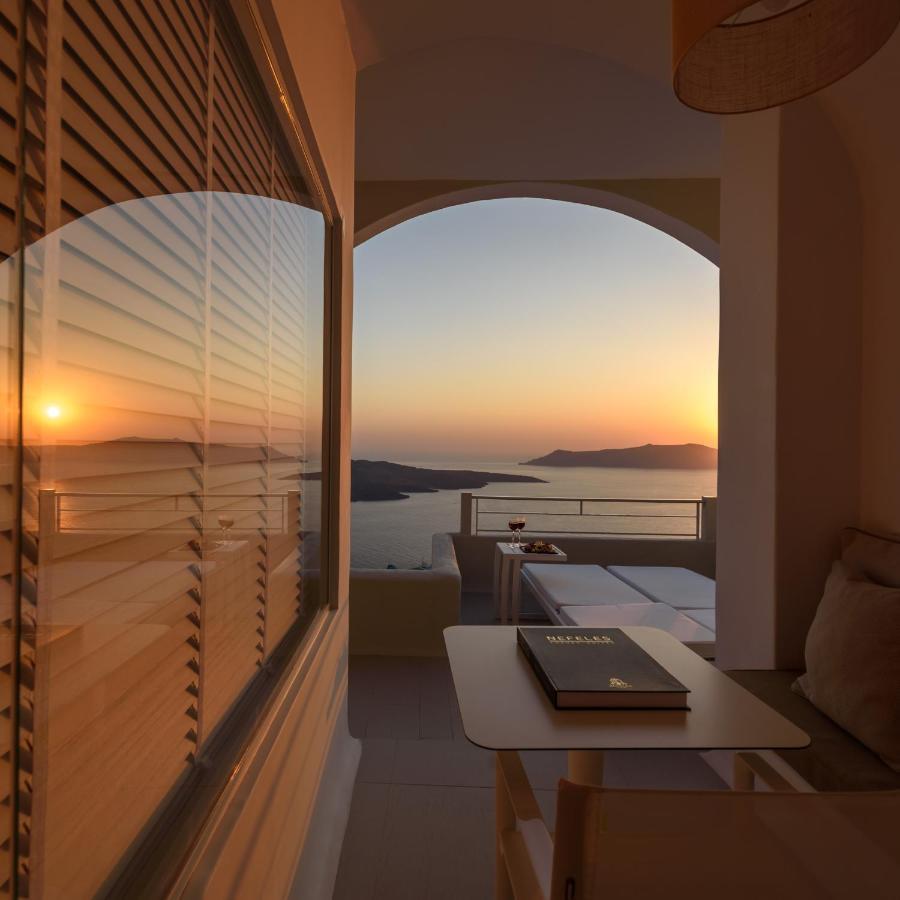 Nefeles Luxury Suites Fira  Exterior foto